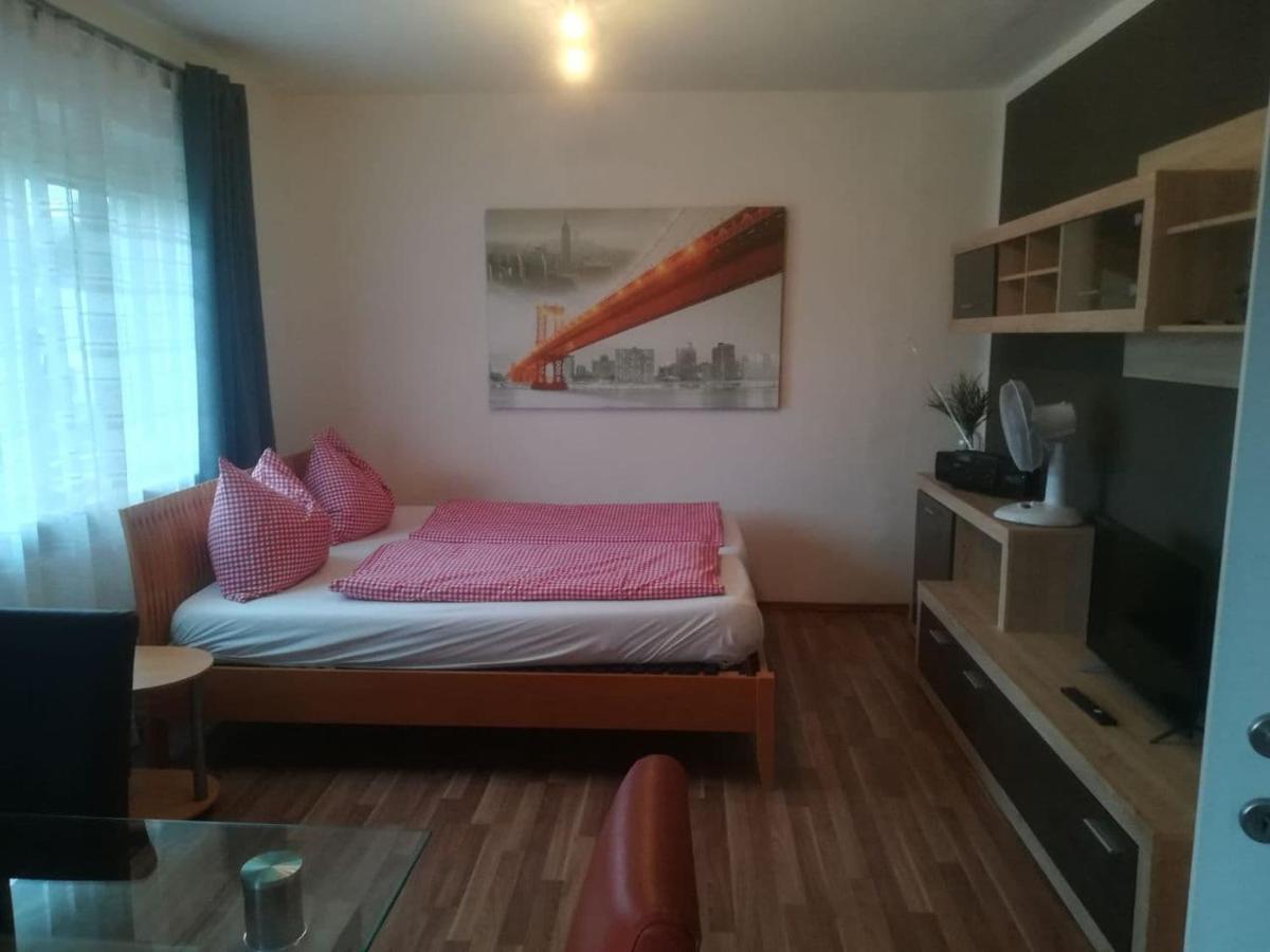 Zentral Gelegene, Sehr Ruhige Und Helle Wohnung Graz Exterior photo