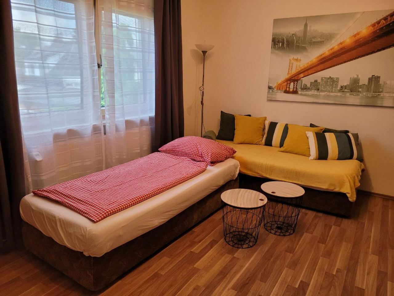 Zentral Gelegene, Sehr Ruhige Und Helle Wohnung Graz Exterior photo